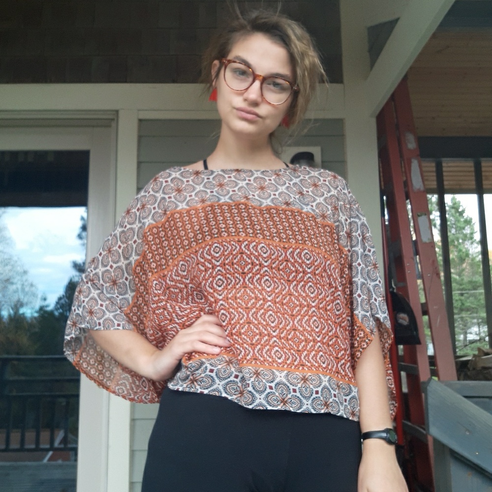 Patterned dress shirt